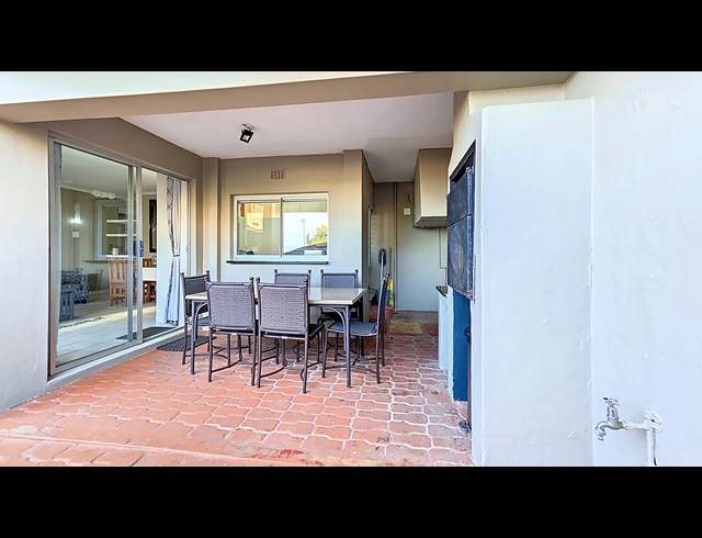 2 BEDROOM APARTMENT FOR SALE IN SALT ROCK